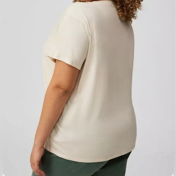 TORRID Women's Mickey Mouse Fruit Stand Tee in Desert Sandstone, 2X (18-20) - Picture 2 of 9